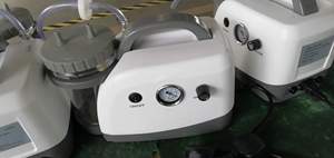 Appareil d'aspirateur médical <span class=keywords><strong>Machine</strong></span> d'aspiration sous vide électrique portable
