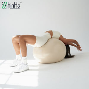 Промоакция от фабрики Shinho: Нескользящий, экологичный мяч для йоги и пилатеса из ПВХ (55/65/75 см) для фитнеса, тренировок дома и в спортзале, развития равновесия. - Product Image 1