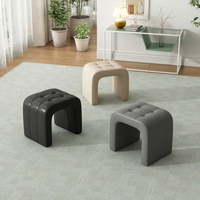 Repose-pieds minimaliste en forme de U, tabouret rembourré en cuir PU capitonné, tabouret de coiffeuse moderne avec base ouverte