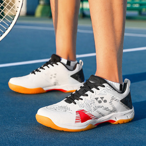 รองเท้าแบดมินตันกลางแจ้งรุ่นใหม่ขายดี รองเท้าผ้าใบสำหรับมืออาชีพ น้ำหนักเบา สวมใส่สบาย เหมาะสำหรับคู่รัก เล่นวอลเลย์บอลได้ - Product Image 2