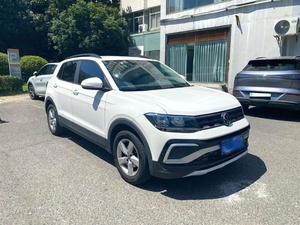 Volkswagen <span class=keywords><strong>T</strong></span>-<span class=keywords><strong>Cross</strong></span> 1.5L Fashion Edition SUV d'occasion <span class=keywords><strong>2022</strong></span>, 32000 km, peinture d'origine, conduite à gauche, véhicule essence de seconde main - Product Image 3