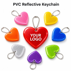 Porte-clés réfléchissant en PVC en forme de cœur avec logo personnalisé, étiquette de sécurité haute visibilité pour sac à dos, course nocturne, marche sécurisée - Product Image 1