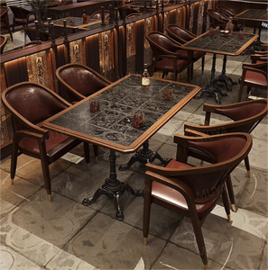 Set di Tavoli e Sedie in Legno Massello Stile Vintage Americano per Ristoranti, Hotel, Sale da Pranzo, Lounge e Caffè - Product Image 1