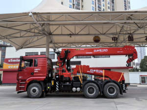 رافعة شاحنة نصف مقطورة هيدروليكية من شاكمان زوملايون، وحدة جر، رافعة شاحنة بقدرة رفع 50 كيلو نيوتن.متر للنقل في الموانئ والمناجم - Product Image 6