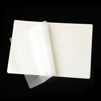 Papier laminé transparent avec films plastiques, feuille de laminage PET souple et résistante à l'humidité pour la protection des documents A4 A3