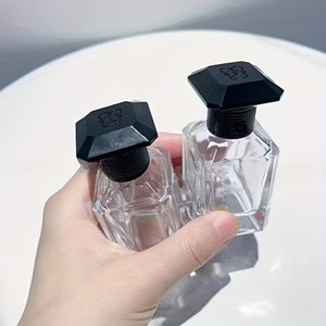 Botella de perfume de 30 ml de marca reconocida, botella de perfume con atomizador fino, botella de perfume de vidrio con boca de rosca. - Product Image 4