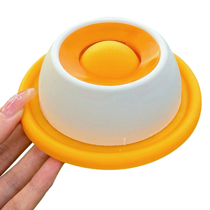 Ciotola Moderna per Gatti in Plastica Ecologica Yun, Design Arrotondato, Motivo Solido, Leggera, per Divertimento e Auto-Ideellazione, Resistente ai Morsi - Product Image 5