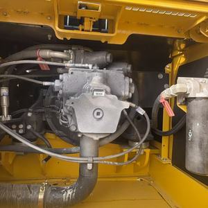 Excavatrice Komatsu 360, robuste, de pointe, efficacité maximale, domine les chantiers difficiles avec l'excavatrice Komatsu 360 - Product Image 5