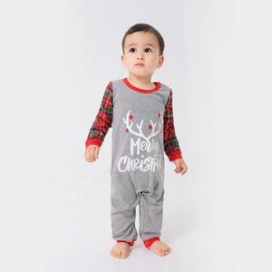 2023 plus récent correspondant famille imprimé pyjamas enfants manches longues rouge et vert pyjamas de noël - Product Image 5