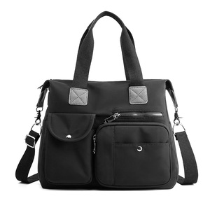 Bolso de mano impermeable de nailon con estampado de mamá, bandolera de un hombro, bolso portátil para madre y bebé con gran capacidad - Product Image 5