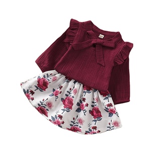 De la ropa de los niños de manga larga Tops impreso falda de dos piezas traje de cuerpo traje de niñas en rojo - Product Image 1