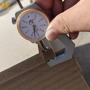 Tablero de <span class=keywords><strong>MDF</strong></span> personalizable de 9mm, 12mm, 15mm, 18mm, resistente al agua, tablero duro estándar E1 con cara de melamina para cocina moderna, 4x8" - Product Image 3