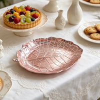 Assiette de Présentation Réutilisable en Forme de Feuille Style Américain, Design Personnalisable pour Mariages et Traiteurs