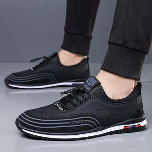 Zapatillas deportivas casuales transpirables para hombre, sin cordones, con suela suave, a la moda, color negro y marrón, origen Wenzhou, Zhejiang. - Product Image 4