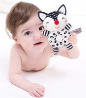 Anneau de main rond noir et blanc Cartoon Toy Soft Baby Animal Plush pour les enfants