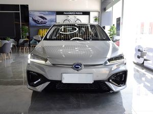 AION <span class=keywords><strong>S</strong></span> 2019 630KM Charm Evo Voiture électrique d'occasion de haute qualité, cinq portes, cinq places, sièges en cuir véritable - Product Image 1