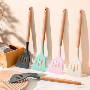 Wooden-handled Silicone Frying Spatula Non-stick Heat-resistant Kitchen Utensil For Stir-frying <b>Baking</b> Cooking Steak - Product Image 1