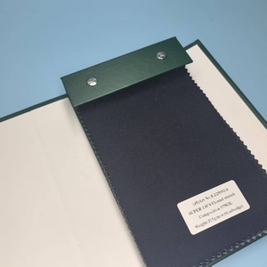 Muestrario <span class=keywords><strong>de</strong></span> Telas Personalizado al por Mayor, <span class=keywords><strong>Libro</strong></span> <span class=keywords><strong>de</strong></span> Muestras Textiles en Stock con Logotipo en Lámina Dorada para Trajes <span class=keywords><strong>de</strong></span> Lana y Seda <span class=keywords><strong>de</strong></span> Lujo, Textiles <span class=keywords><strong>de</strong></span> Alta Gama - Product Image 3
