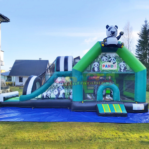 Castillo inflable comercial con tobogán, diseño de jungla de bambú y pandas, para fiestas infantiles. - Product Image 2