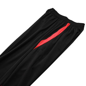 قميص كرة قدم قابل للتخصيص للبالغين وللجو مع اسم مطبوع ورقم من البوليستر طباعة نقل حراري خفيف الوزن وسريع الجفاف - Product Image 3