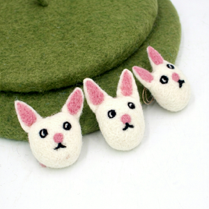 Adorno de Cabeza de Gato de Fieltro y Lana Blanca - Mini Guirnalda Hecha a Mano para Niños - Product Image 6