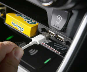 Organisateur de console centrale pour Toyota RAV4 2019 2020, boîte de rangement pour console centrale, plateau organisateur avec port USB, accessoires intérieurs - Product Image 6
