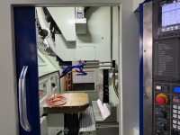 Centre d'usinage CNC pour le perçage et le taraudage de pièces en aluminium LS 6540