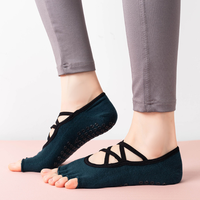 Chaussettes de yoga premium 2026 à double sangle croisée pour femme, demi-orteils, en coton avec grip en silicone, pour Pilates, danse et fitness