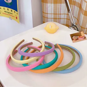 <span class=keywords><strong>Spugna</strong></span> da 15mm all'interno di fasce in plastica ricoperte di tessuto Macarone fasce <span class=keywords><strong>per</strong></span> <span class=keywords><strong>capelli</strong></span> in cotone grosso cerchi <span class=keywords><strong>per</strong></span> <span class=keywords><strong>capelli</strong></span> di Base <span class=keywords><strong>per</strong></span> accessori <span class=keywords><strong>per</strong></span> <span class=keywords><strong>capelli</strong></span> fai da te - Product Image 6