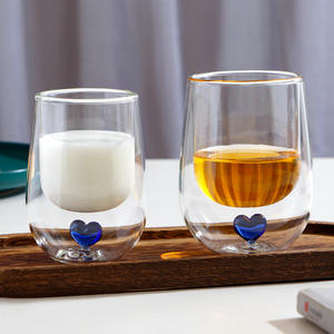 150 मिलीलीटर रचनात्मक डिजाइन पारदर्शी रंग उच्च बोरोसिलिकेट ग्लास डबल दीवार कप अंदर 3 डी दिल के आकार के साथ - Product Image 1