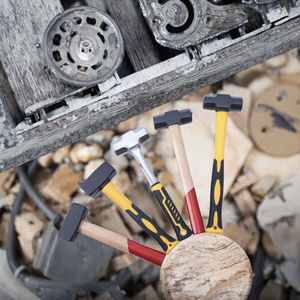 Martillo de Acero de Grado Industrial para Trabajo Pesado con Mango de Fibra para Aplicaciones de Mecánico - Product Image 3