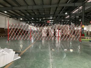 MAXPAND Metal Teleskopik Geçici Çit Akordeon Özelleştirilmiş Katlanır Katlanabilir Makas Kapısı - Product Image 3