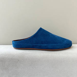 Vente en gros usine – Mules élégantes et décontractées pour hommes en cuir de vachette véritable haut de gamme, à bout fermé, avec design perforé respirant - Product Image 1