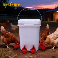 HPSFENCE Mangeoire automatique pour poulets en PP 20KG résistante aux UV avec support en PVC pour utilisation en intérieur/extérieur