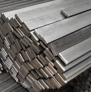 Barre plate en acier moulé laminé à chaud conforme à la norme ASTM avec services de poinçonnage et de découpe, trous pré-percés pour une installation rapide - Product Image 1