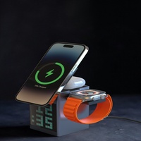 Desain baru stasiun pengisian nirkabel 3 in 1 untuk IPhone pengisi daya nirkabel magnetik untuk jam tangan dengan pendingin Speaker