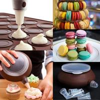Kit de cuisson pour macarons en silicone 48 cavités avec pot à tuyauterie et 4 buses