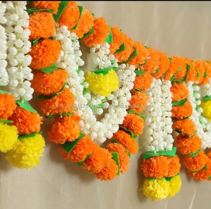 Guirnalda de Flores Artificiales de Caléndula, Decoración Bohemia para Bodas, Deepawali, Escultura de Pared Festiva India, Adorno Floral con Cuentas en Naranja, Blanco y Amarillo - Product Image 1