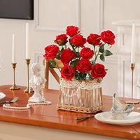 Großhandel Neue Seidenstoff Kunstblumen Hochzeitsstrauß Weihnachtsfeier Dekoration Künstliche Rosen Seidenrosen