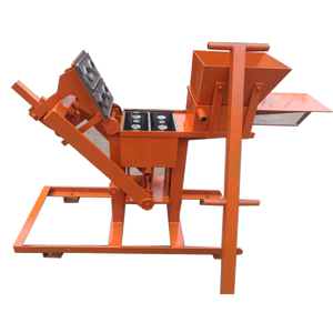 Máquina manual móvil para fabricar bloques de cemento, ladrillos y hormigón a partir de plástico reciclado y arena, con motor diésel. - Product Image 1