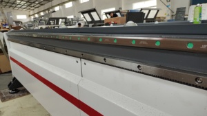 <b>Gear</b> <b>Rack</b> 300W 1530 laser engraving machine for glasses S&A CW5300 Chiller 550W Fan Leadshine 86 Motor CCD Camera Honeycomb Bed - Product Image 5