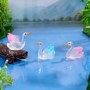 Commercio all'ingrosso di colore creativo dei capelli <span class=keywords><strong>cigno</strong></span> luminoso bambola Micro paesaggio decorazione accessori ornamento in resina artigianato personalizzato - Product Image 2