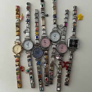 สร้อยข้อมือแฟชั่น DIY สแตนเลส 304 พร้อมโมดูลจดหมายรักสไตล์อิตาลี สร้อยข้อมือยางยืด - Product Image 1