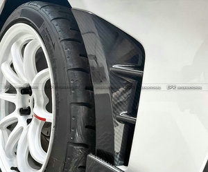 Par de molduras autoadhesivas de fibra de carbono seca de alta calidad para la rejilla de ventilación del parachoques delantero, solo para LHD GR YARIS GXPA16 Gen 2 Facelift Sport Styling - Product Image 2