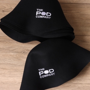 Chapeau <span class=keywords><strong>de</strong></span> sauna en feutre <span class=keywords><strong>de</strong></span> laine mérinos écologique THE POD COMPANY - Doux, confortable, broderie <span class=keywords><strong>de</strong></span> logo personnalisée, <span class=keywords><strong>bonnet</strong></span> <span class=keywords><strong>de</strong></span> <span class=keywords><strong>bain</strong></span> et <span class=keywords><strong>de</strong></span> douche - Product Image 1