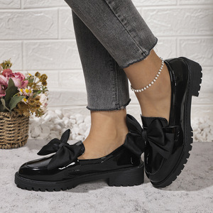 Large Size British Style Slip-on Low Top Shoes Winter Fashion Bows Thick Sole Small Leather Shoes for Women 43 - Product Image 6
