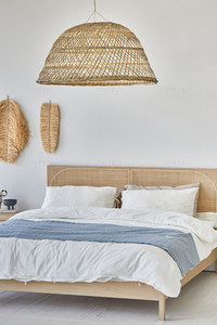 Muebles orgánicos de estilo rural Boho francés Cama de madera ecológica hecha de roble recuperado Cama de ratán de diseño simple moderno