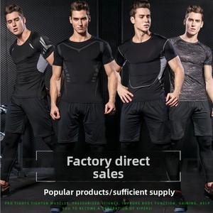Ensemble d'entraînement personnalisé OEM pour hommes - T-shirt à manches courtes et short ajustés à séchage rapide pour la gym, la course et l'entraînement - Vente en gros usine - Product Image 4