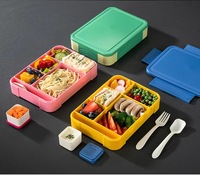 Boîte à lunch Bento bleu ciel 1330 ml avec couvercle en plastique, compatible micro-ondes, anti-fuite, conteneur de stockage alimentaire, couverts et récipient à sauce