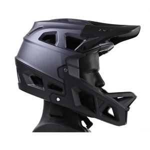 <span class=keywords><strong>Casco</strong></span> de bicicleta de montaña ANTMAX de color titanio ligero de cara completa <span class=keywords><strong>casco</strong></span> de Rayce juvenil con protector de barbilla <span class=keywords><strong>desmontable</strong></span> y visera - Product Image 1